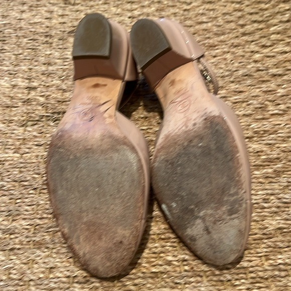 Chanel patent beige shoes